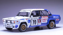 Indlæs billede til gallerivisning LADA FIAT 2105 VFTS N 70 RALLY 1000 LAKES 1986 EUGENIJUS TUMALEVICIOUS - PRANAS VIDEIKA WHITE BLUE 1:18