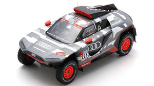 Audi RS Q e-TRON #224 EKSTROM/BERGKVIST DAKAR RALLY 2022 grå/hvid/rød 1:18