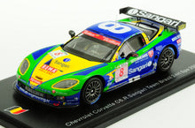 Indlæs billede til gallerivisning CHEVROLET CORVETTE C6.R Z06 TEAM SANGARI BRAZIL N 8 24h SPA 2009 ENRIQUE BERNOLDI - XAVIER MAASSEN - ROBERTO STREIT BLUE GREEN YELLOW 1:43