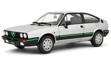 Indlæs billede til gallerivisning Alfa Romeo SPRINT 1.5 QUADRIFIGLIO VERDE 1983 sølv/sort/grøn 1:18