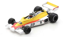 Indlæs billede til gallerivisning Hesketh 308E #39 HECTOR REBAQUE PRACTICE BELGIUM GP 1977 gul/hvid/rød 1:43