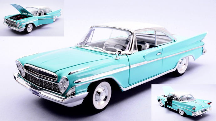 DESOTO ADVENTURER 1961 LIGHT GREEN AND WHITE ROOF 1:18