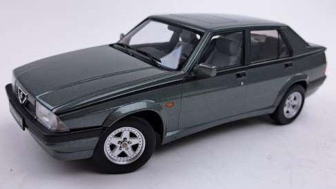 ALFA ROMEO 75 DARK GREY METALLIC 1:18