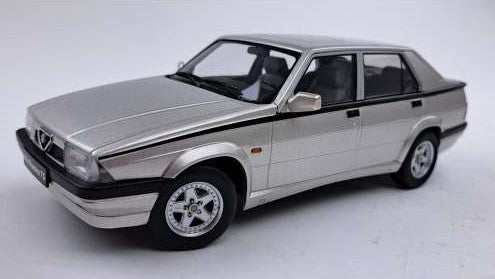 ALFA ROMEO 75 SILVER METALLIC 1:18