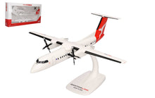 Indlæs billede til gallerivisning DE HAVILLAND Canada DHC-8-300 QantasLink Bundaberg hvid/rød/sort 1:100