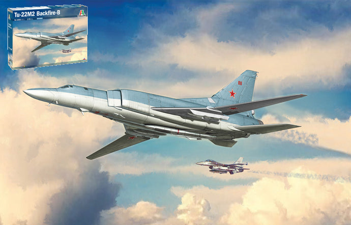 TUPOLEV TU-22M2 BACKFIRE-B MILITARY AIRPLANE 1975 / 1:72
