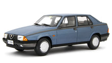 Indlæs billede til gallerivisning ALFA ROMEO 75 1.6-1.8 1985 MET.BLUE 1:18