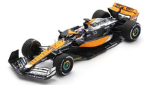 Indlæs billede til gallerivisning MCLAREN F1 TEAM MCL60 #81 OSCAR PIASTRI 4th BRITISH GP 2023 orange/sort/blå 1:43