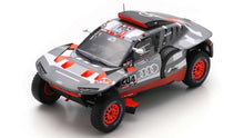 Indlæs billede til gallerivisning Audi RS Q e-TRON #204 PETERHANSEL/BOULANGER DAKAR RALLY 2023 grå/rød/hvid 1:43