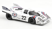 Indlæs billede til gallerivisning PORSCHE 917K 4.9L TEAM MARTINI RACING N 22 WINNER 24h LE MANS 1971 HELMUT MARKO - GIJS VAN LENNEP WHITE 1:18