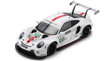 Indlæs billede til gallerivisning PORSCHE 911 991-2 4.2L TEAM PORSCHE GT N 91 WINNER LMGTE PRO CLASS 24h LE MANS 2022 GIANMARIA BRUNI - RICHARD LIETZ - FREDERIC MAKOWIECKI WHITE GREY RED 1:18