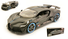 Indlæs billede til gallerivisning Bugatti DIVO 2019 - 50th ANNIVERSARY MODELS kulstof/blå 1:18