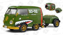 Indlæs billede til gallerivisning VW T1 KOOL KOMBI + AAMHANGER 1950 oliven grøn/rød/hvid 1:18