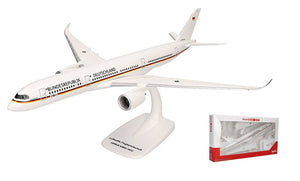 AIRBUS A350-900 Luftwaffe Flugbereitschaft 10*01 K. Adenauer hvid/rød/sort 1:200