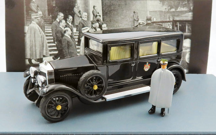 FIAT 519S LIMOUSINE 1929 WITH (KING) RE VITTORIO EMANUELE III FIGURE BLACK 1:43