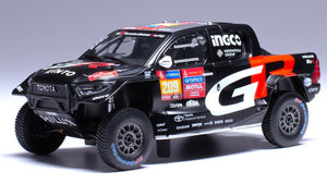 Toyota GR DKR HILUX EVO T1U #209 DE VILLIERS/MURPHY RALLY DAKAR 2024 sort/rød/hvid 1:43