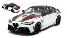 Indlæs billede til gallerivisning Alfa Romeo GIULIA GTA-M 2023 hvid/rød/blå 1:18