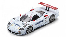Indlæs billede til gallerivisning Nissan R390 GT1 - LE MANS TEST 1998 hvid/rød 1:43