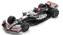 Indlæs billede til gallerivisning MONEYGRAM HAAS F1 TEAM VF-24 #20 KEVIN MAGNUSSEN SAUDI ARABAIN GP 2024 sort/hvid/rød 1:43