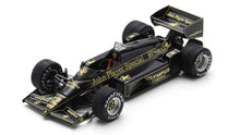Indlæs billede til gallerivisning Lotus 97T #12 AYRTON SENNA WINNER PORTUGAL GP 1985 sort/guld 1:43