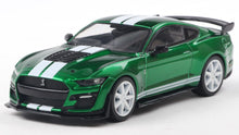 Indlæs billede til gallerivisning SHELBY MUSTANG GT500 2020nERUPTION GREEN METALLICnW/WHITE STRIPES 1:43 fra Solido