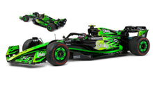 Indlæs billede til gallerivisning KICK SAUBER C44 F1 #77 VALTTERI BOTTAS LAS VEGAS GP 2024 sort/grøn 1:18