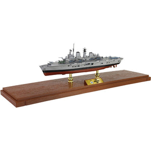 BATTLESHIP HSM Invincible (R05) Aircraft carrier Falklands 1982 grå 1:700
