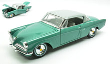 Indlæs billede til gallerivisning Studebaker STARLINER 1953 lys grøn 1:18