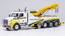 Indlæs billede til gallerivisning KENWORTH T880 WRECKER TRACTOR TRUCK 4-ASSI 2018 - CARRO ATTREZZI - WRECKER ROAD SERVICE WHITE YELLOW 1:43