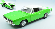 Indlæs billede til gallerivisning DODGE CHARGER R/T COUPE 1969 GREEN WHITE 1:18