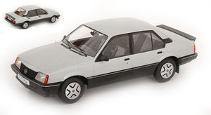 Opel ASCONA C SR 1981 sølv/sort 1:18