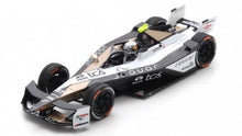Indlæs billede til gallerivisning JAGUAR TCS RACING FORMULA E N.37 NICK CASSIDY 1:43
