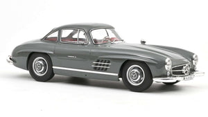 MERCEDES-BENZ 300 SL 1954 GRAPHITE 1:12 fra Norev