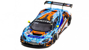 Mclaren 720S GT3 EVO #158 SANSOM/SALKELD/BALDWIN/KJAERGAARD 24H SPA 2024 blå/orange/sort 1:43