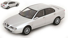 Indlæs billede til gallerivisning Alfa Romeo 166 1999 sølv metallic 1:18