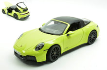 Indlæs billede til gallerivisning Porsche 911 (992.2) TARGA 4 GTS HYBRID 2025 - Porsche box gul 1:18
