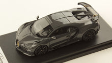 Indlæs billede til gallerivisning BUGATTI CHIRON PUR SPORT N 16 2020 FULL CARBON GOLD 1:43