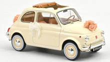 Indlæs billede til gallerivisning FIAT 500L WITH WEDDING GIFT 1968 IVORY 1:18