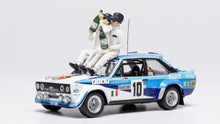 Indlæs billede til gallerivisning FIAT 131 ABARTH TEAM FIAT ITALIA (night version) N 10 WINNER RALLY MONTECARLO 1980 WITH FIGURE WALTER ROHRL - CHRISTIAN GEISTDORFER BLUE WHITE 1:43
