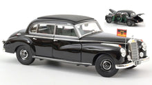 Indlæs billede til gallerivisning MERCEDES BENZ 300B (W186) LIMOUSINE 1955 PERSONAL CAR KONRAD ADENAUER BLACK 1:18