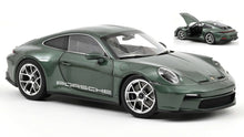 Indlæs billede til gallerivisning PORSCHE 911 S/T 2023 MALACHITE GREEN METALLIC 1:18