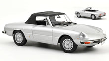 Indlæs billede til gallerivisning ALFA ROMEO 2000 SPIDER 1973 SILVERGREY METALLIC 1:18
