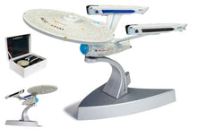 Indlæs billede til gallerivisning STAR TREK - USS ENTERPRISE NCC-1701 (REFIT) - STAR TREK II: THE WRATH OF KHAN hvid/grå/blå