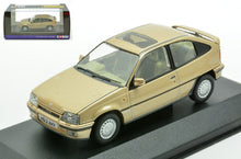 Indlæs billede til gallerivisning VAUXHALL ASTRA MKII GTE 16V 1989 REMBRANDT SILVER 1:43
