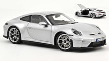 Indlæs billede til gallerivisning PORSCHE 911 GT3 W/TOURING PACK 2025 GT SILVERMETALLIC 1:18