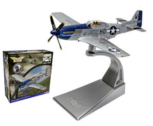 Indlæs billede til gallerivisning NORTH AMERICAN P-51D MUSTANG MILITARY AIRPLANE MOONBEAM MCSWINE CAPT. WILLIAM T. BILL WHISNER Jr. SILVER BLUE 1:72