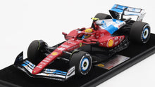Indlæs billede til gallerivisning FERRARI F1 SF-25 TEAM SCUDERIA FERRARI HP N 44 MIAMI GP 2025 LEWIS HAMILTON WITH SHOWCASE RED BLUE WHITE 1:18