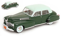 Indlæs billede til gallerivisning CADILLAC FLEETWOOD SIXTY SPECIAL SEDAN 1941 DARK LIGHT GREEN 1:18