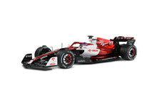 Indlæs billede til gallerivisning ALFA ROMEO C42 N.77 EMILIA ROMAGNA ITALY GP 2022 V.BOTTAS 1:18