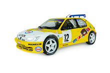 Indlæs billede til gallerivisning PEUGEOT 306 MAXI N 12 RALLY CONDROZ 1997 JEAN PIERRE VAN DE WAUVER - JEAN VAN DER SCHUEREN YELLOW WHITE 1:18